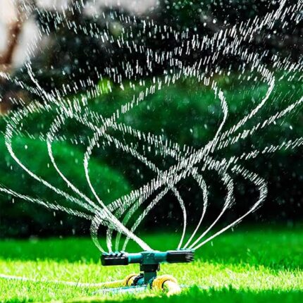 360° Adjustable Lawn Sprinkler – Efficient & Water-Saving